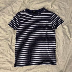 ⭐️ REDUCED SHIPPING! ⭐️ F21 Striped Blue and White T-Shirt